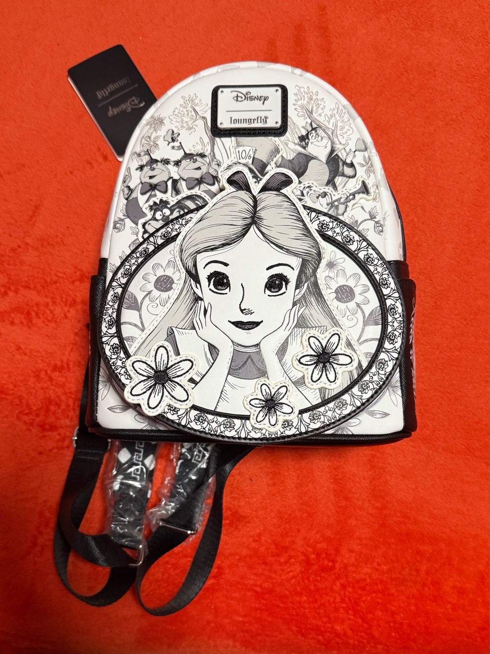 NWT Entertainment Earth Exclusive Alice in Wonderland Loungefly mini backpack